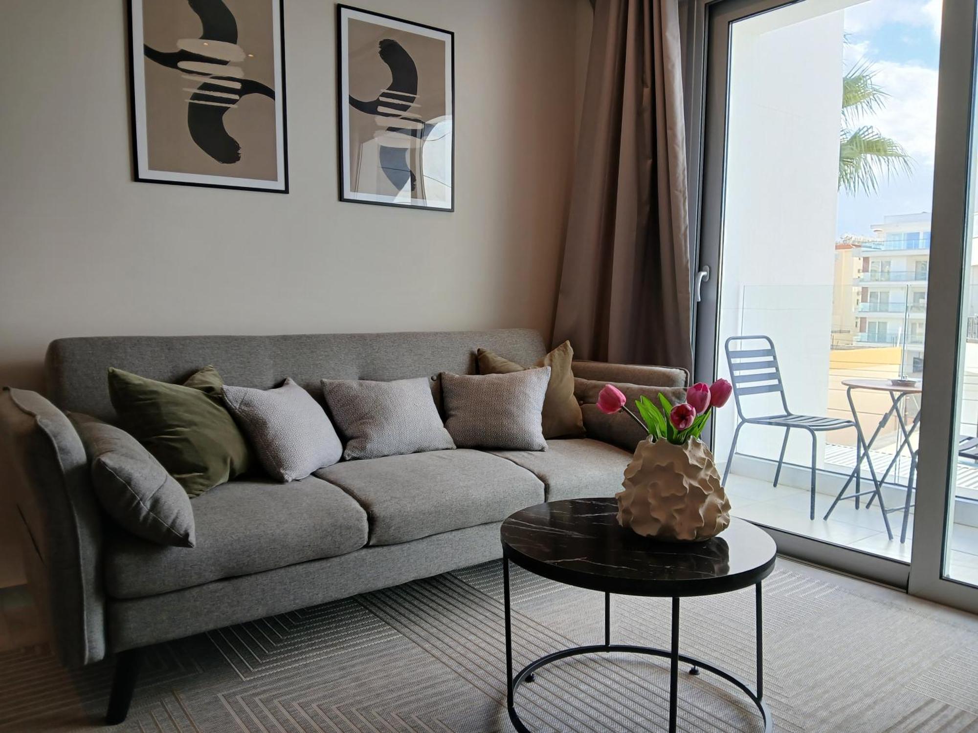 Georgiana Suites 라르나카 외부 사진