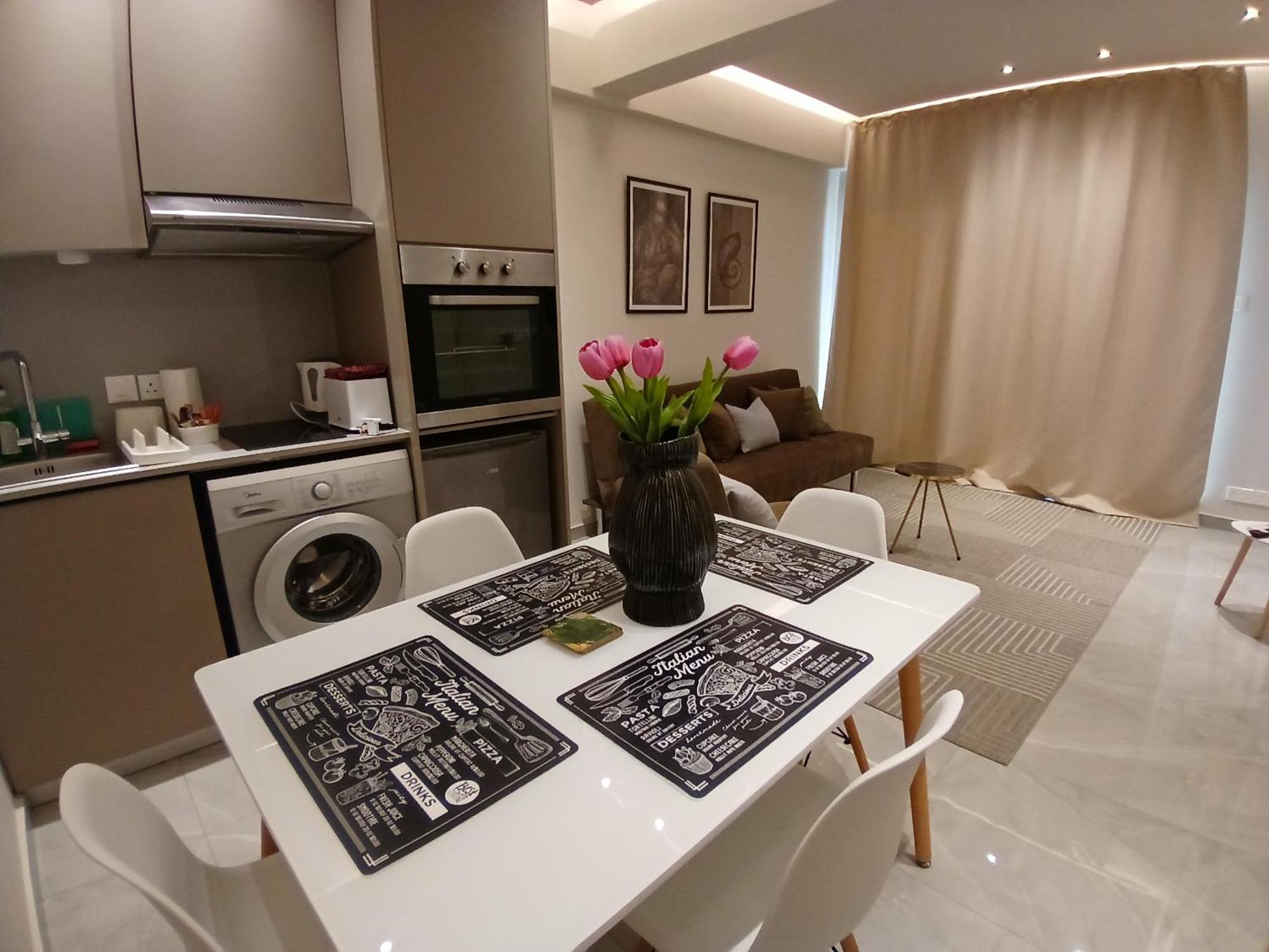 Georgiana Suites 라르나카 외부 사진