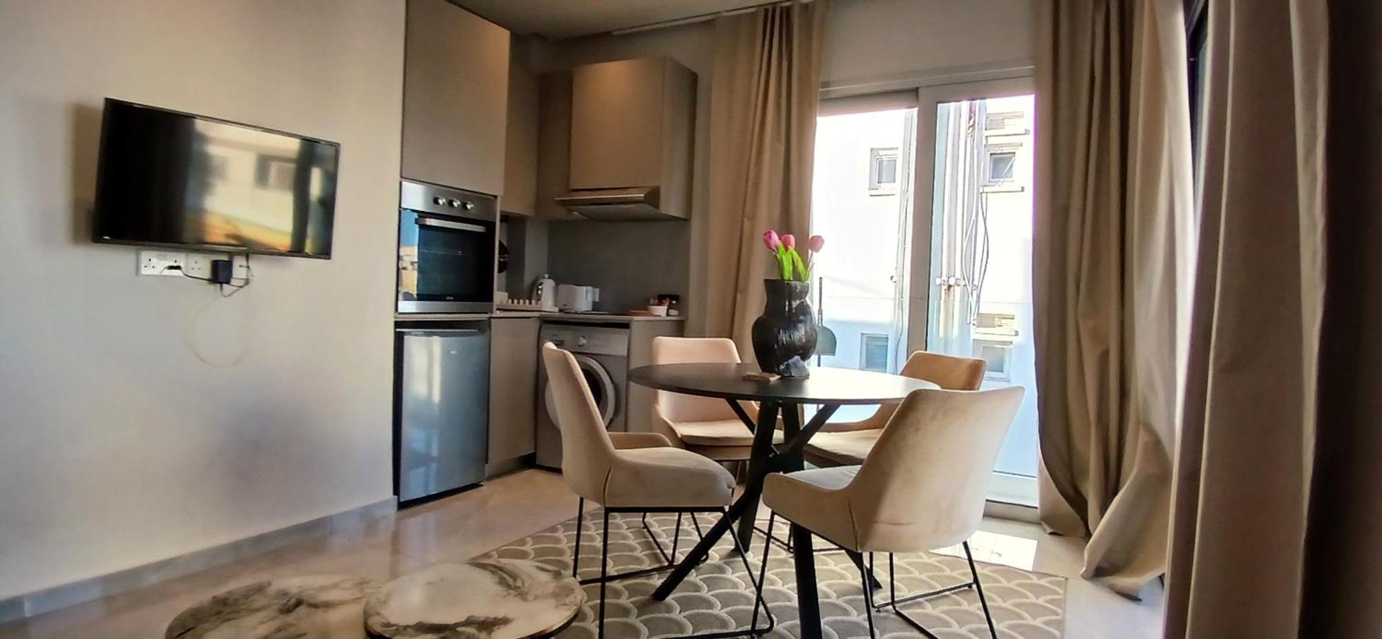 Georgiana Suites 라르나카 객실 사진